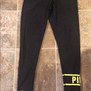 PINK Ultimate Reversible Leggings